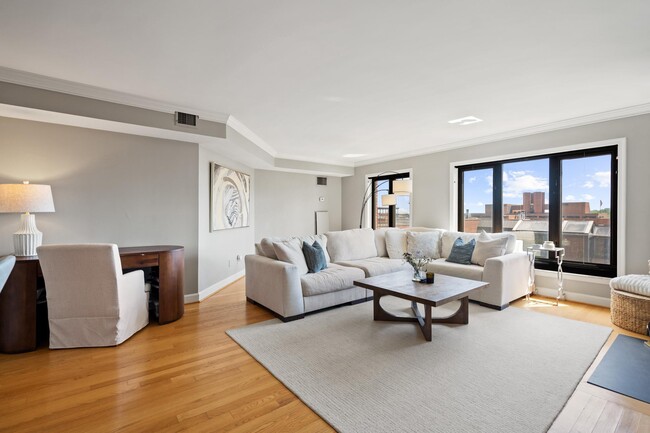 Building Photo - 1080 Wisconsin Ave NW