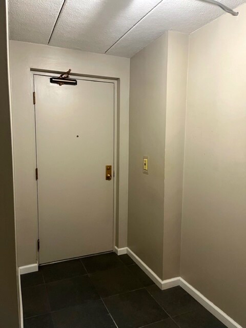 Building Photo - 179 Presidents Ln