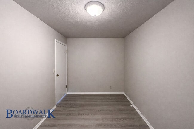 Building Photo - Awesome 3 Bedroom in Salt Lake City!