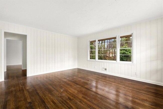 Building Photo - 1451 Belmont Ave