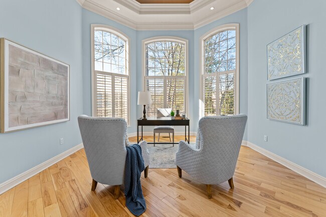 Building Photo - 12932 Sunset Bluff Ct
