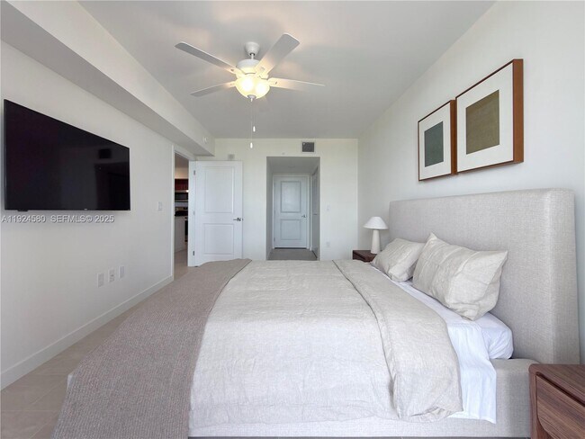 Building Photo - 11239 NW 4th Terrace