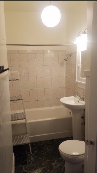 Bathroom - 1906 Portland Ave