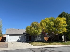 Building Photo - Darling 3 bedroom in Wingfield Springs