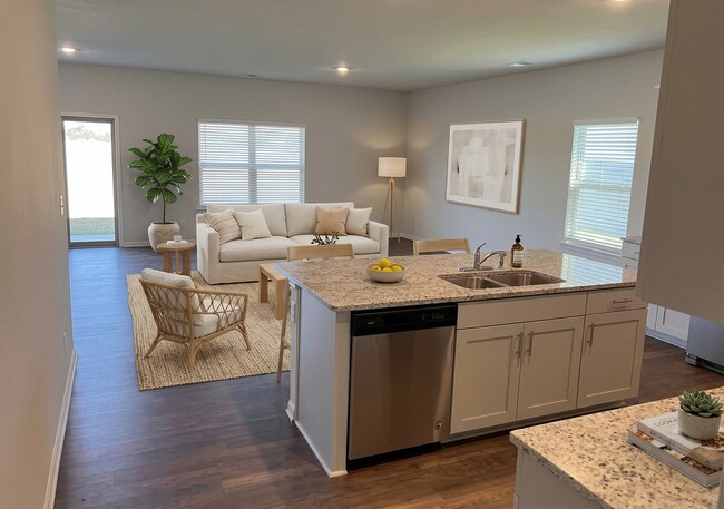 Building Photo - 4 bed 2 bath home in Somerville built in 2023