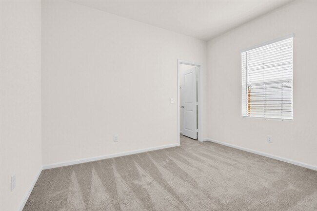 Building Photo - 18669 Shauna Danielle Dr