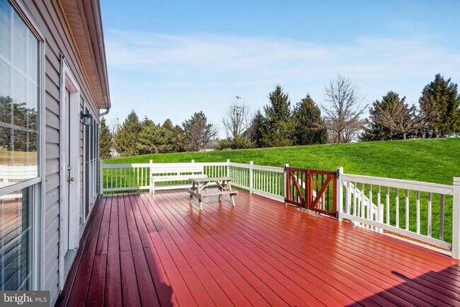 Building Photo - 15309 Lions Den Rd