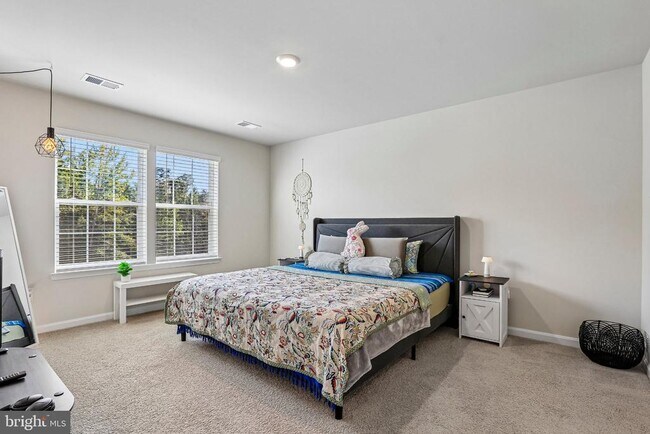 Building Photo - 671 Beadlilly Wy