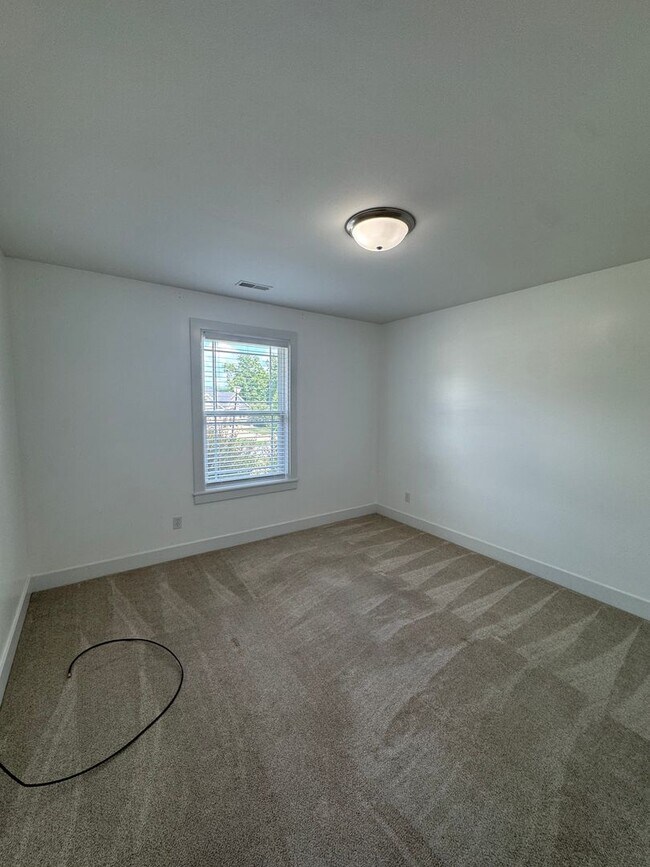 Building Photo - 4806 Winrose Ct