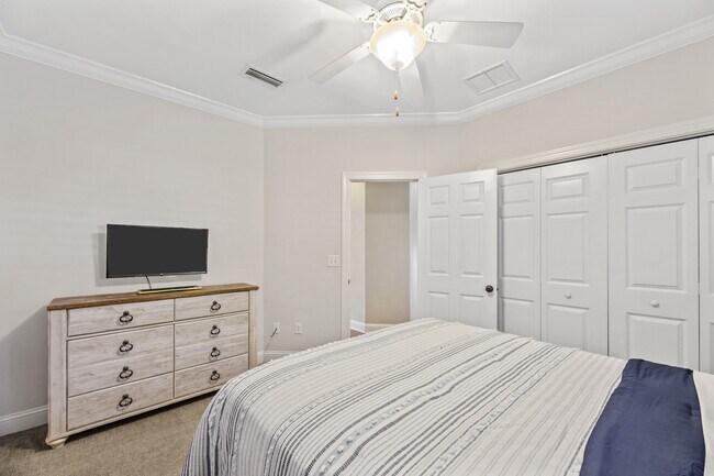 Building Photo - 2665 Breton Ridge Dr