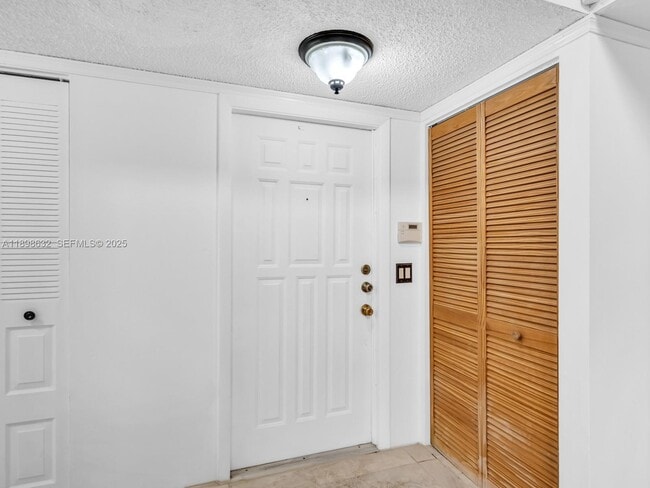 Building Photo - 6326 NW 170th Terrace