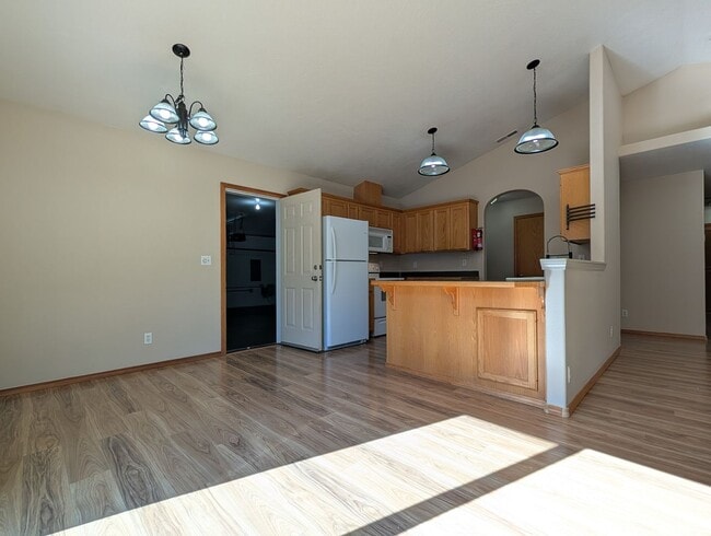 Building Photo - Great 3bed/2 bath home in Springfield!