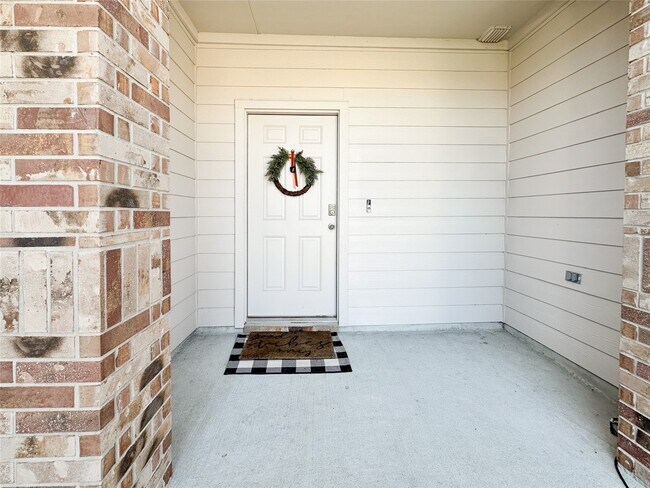 Building Photo - 21527 Violet Rdg Rd