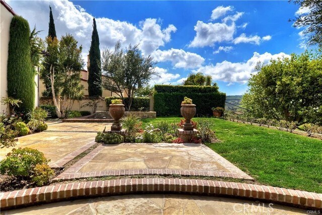 Building Photo - 23 Praire Grass