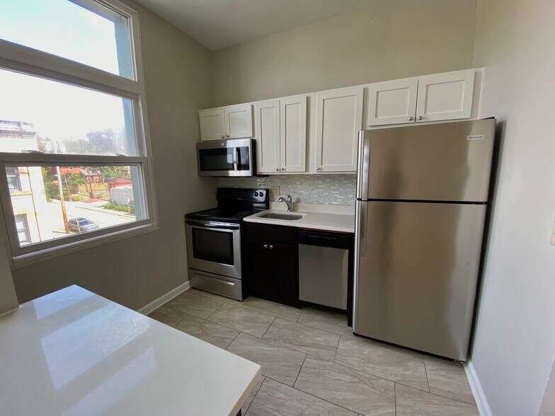 Loft 2 Bedroom - Bryant Lofts