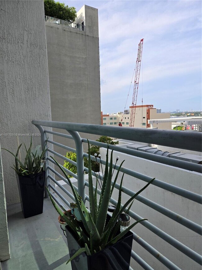 Building Photo - 234 NE 3rd St