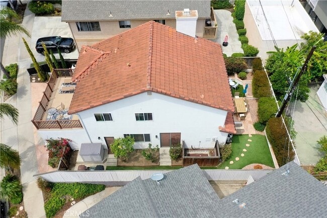 Building Photo - 33882 Diana Dr