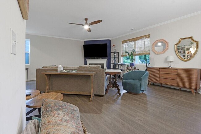 Building Photo - 6721 Moondancer Ct