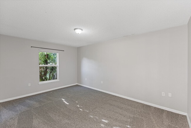 Building Photo - Charming home for RENT in Groveland