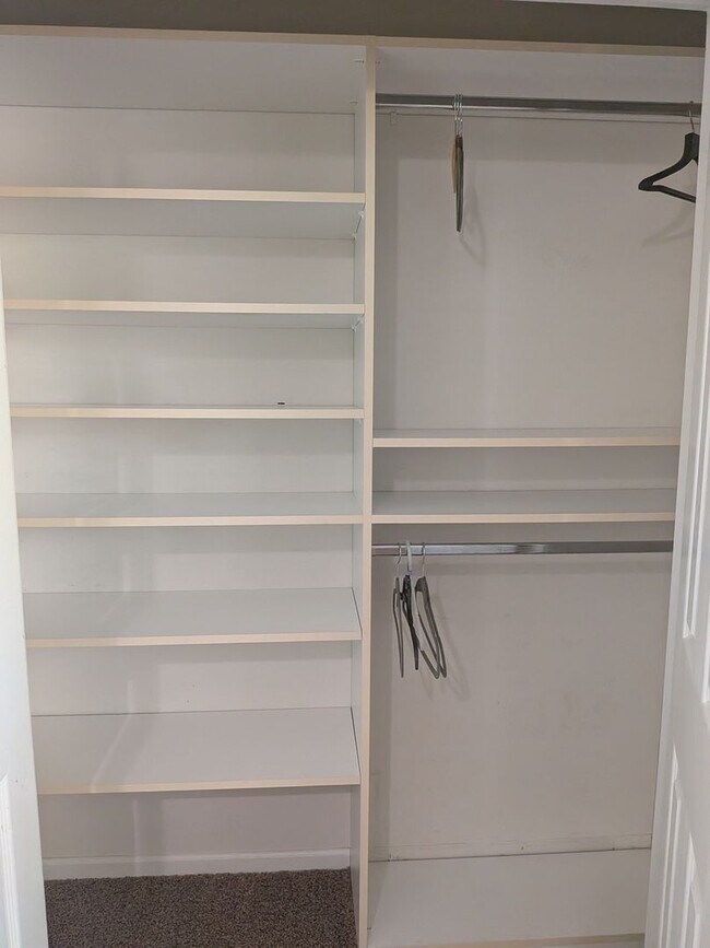 Building Photo - 4108 Cedar Crest Ln