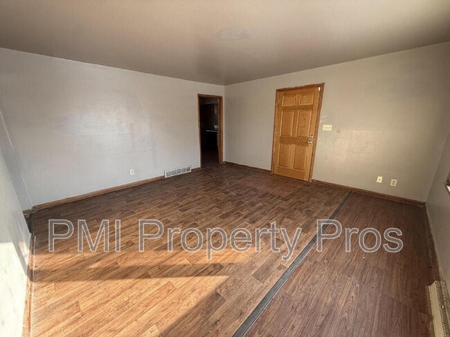 Building Photo - 5138 N 84th St