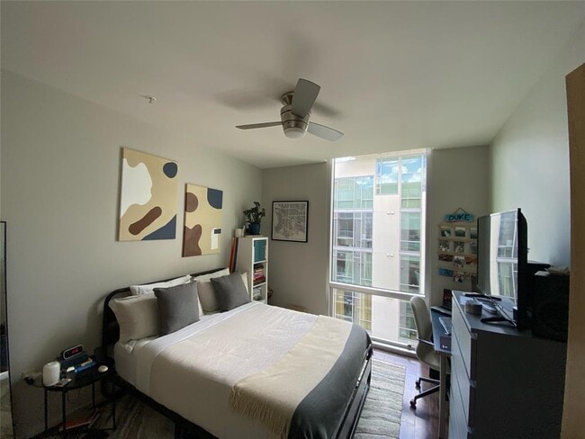 Building Photo - 1600 Barton Springs Rd