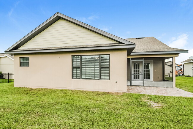 Building Photo - 4057 Abaco Dr