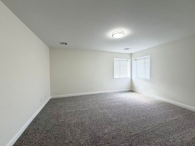Building Photo - 2316 Chapman Hill Dr