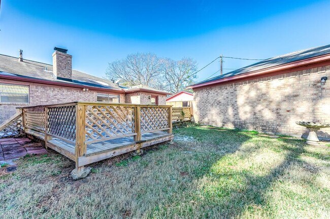 Building Photo - 5314 Brinkman St