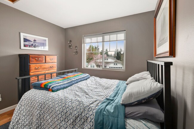 Building Photo - Great 3 Bed Home in Everett!