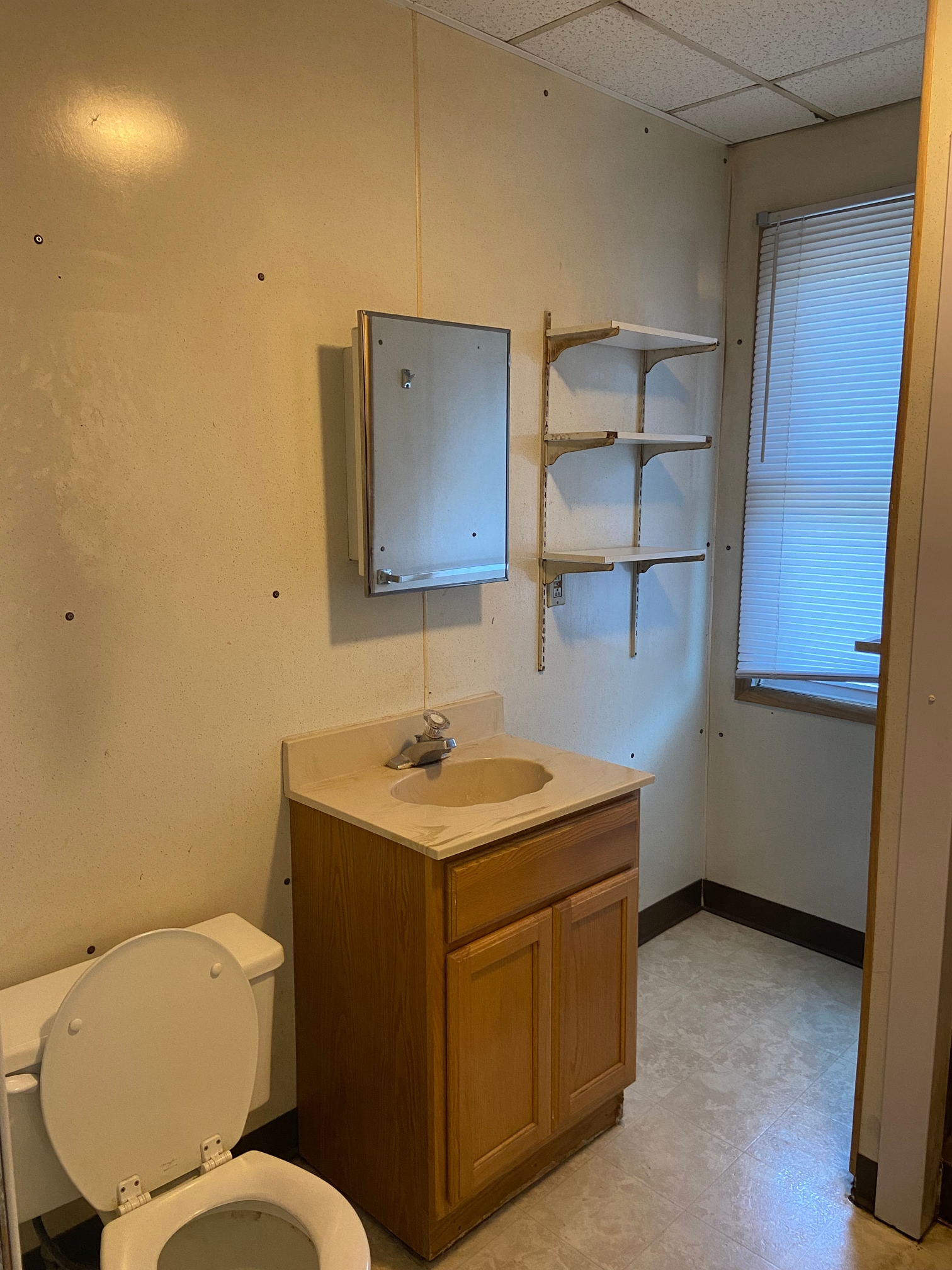 Building Photo - 447 W Mifflin St