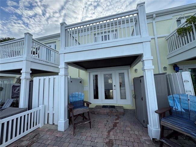 Building Photo - 4974 Coquina Key Dr SE