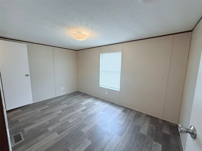 Building Photo - 7648 TX-75