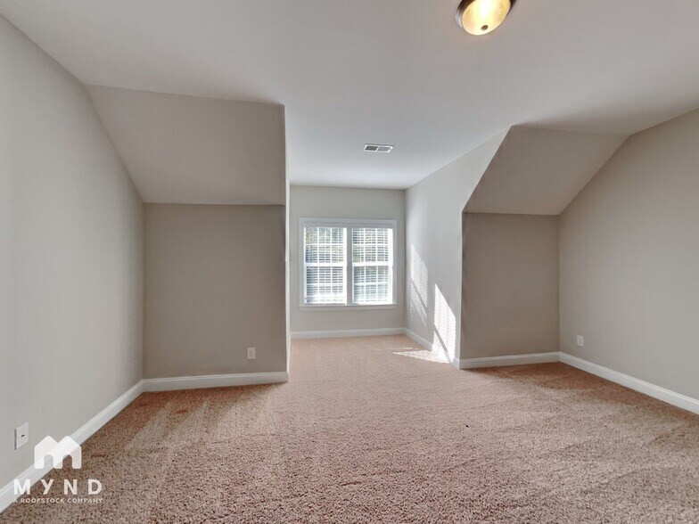 Building Photo - 5113 Pansley Dr