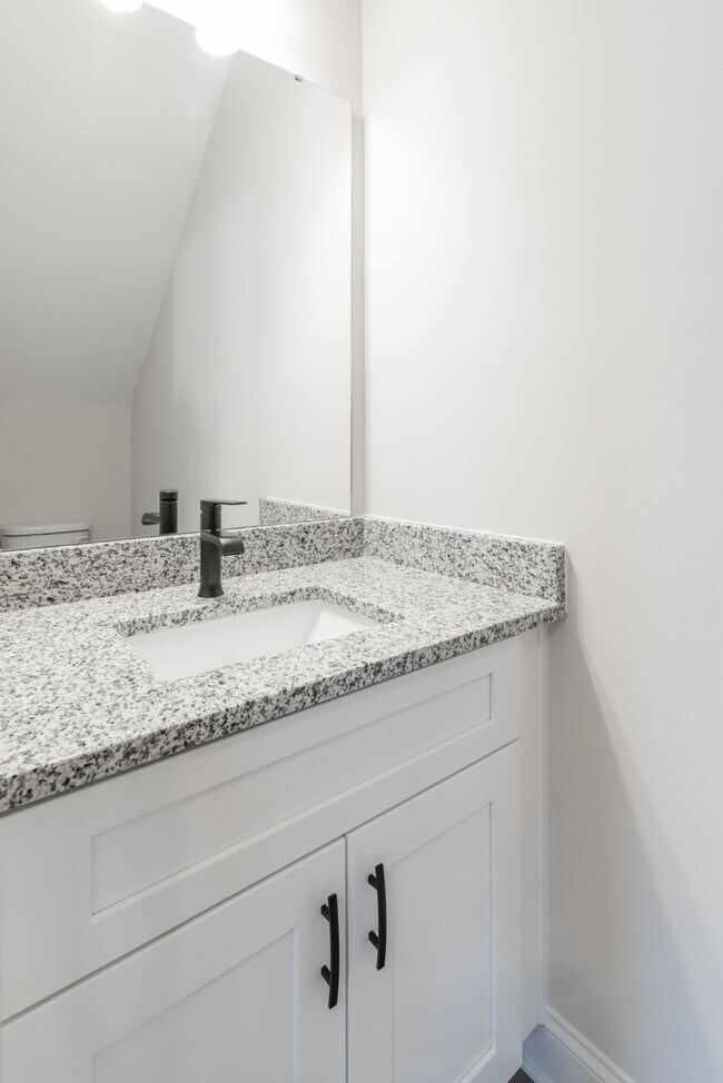 Building Photo - 3636 Trull St