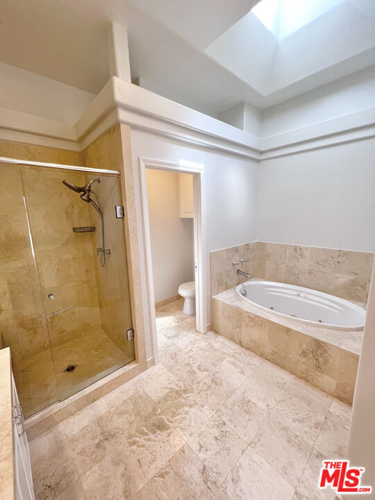 Building Photo - 6483 Zuma View Pl