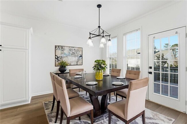 Building Photo - 205 Towne Ridge Dr