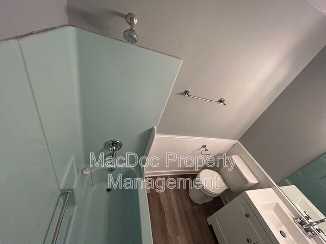 Building Photo - 1907 White Lake Dr