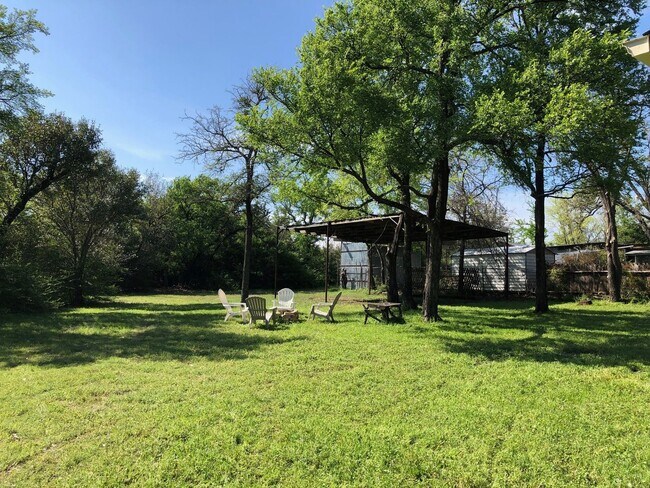 Building Photo - Private Lakefront Access, Peaceful neighborhood, Quick Access to I-820