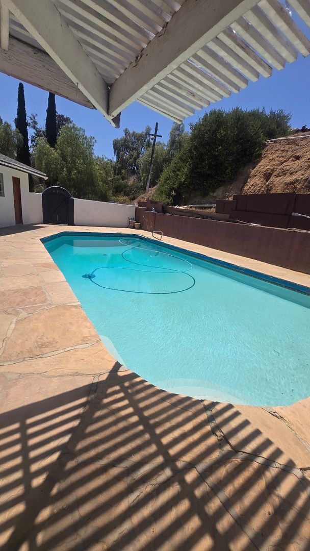 Building Photo - House FOR RENT in Bonita!! Pool and views.