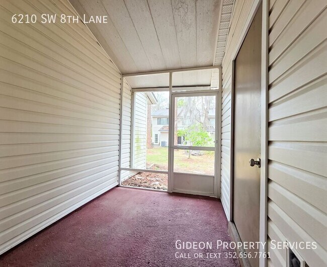 Building Photo - 6210 SW 8th Ln