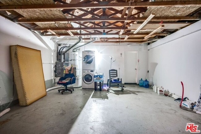 Building Photo - 13088 Tonikan Dr