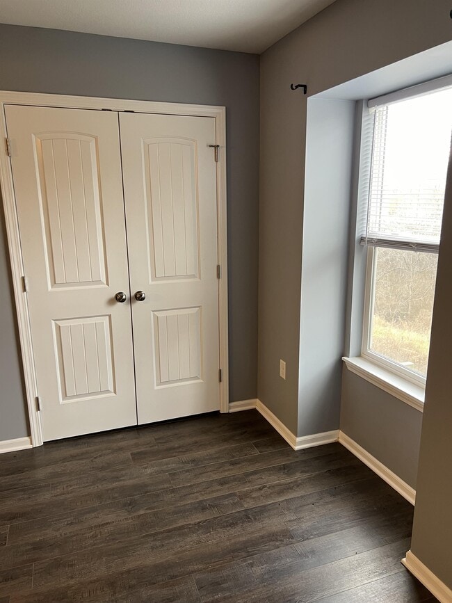 Building Photo - 891 W Gay St