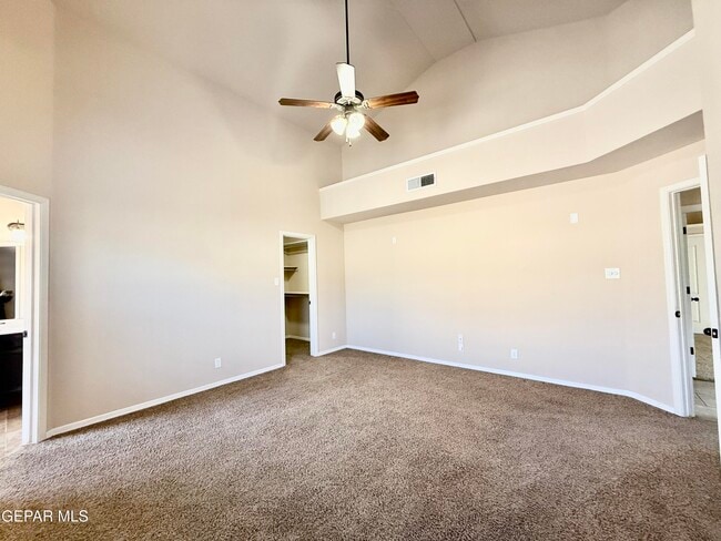 Building Photo - 11353 Bullseye St