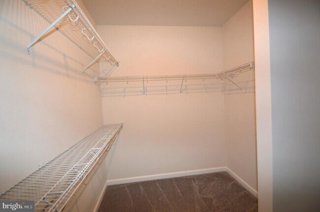 Building Photo - 45091 Cappamore Terrace