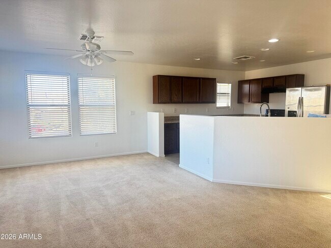 Building Photo - 18363 N Betty Ct