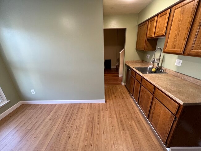 Building Photo - 17 Gallorette Ct