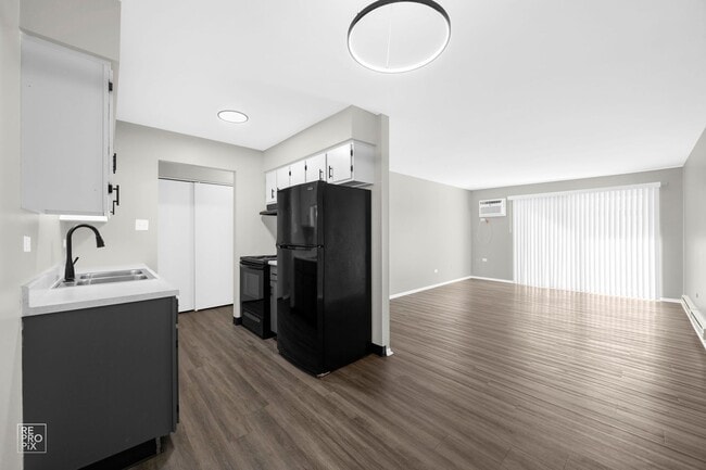 Building Photo - Orchard Estates Apartments