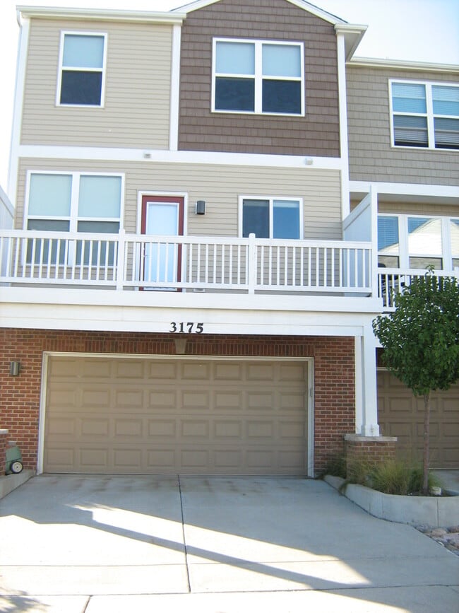 Building Photo - 3175 Coral Ln
