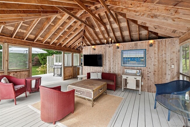 Building Photo - 11 Sandown Ct